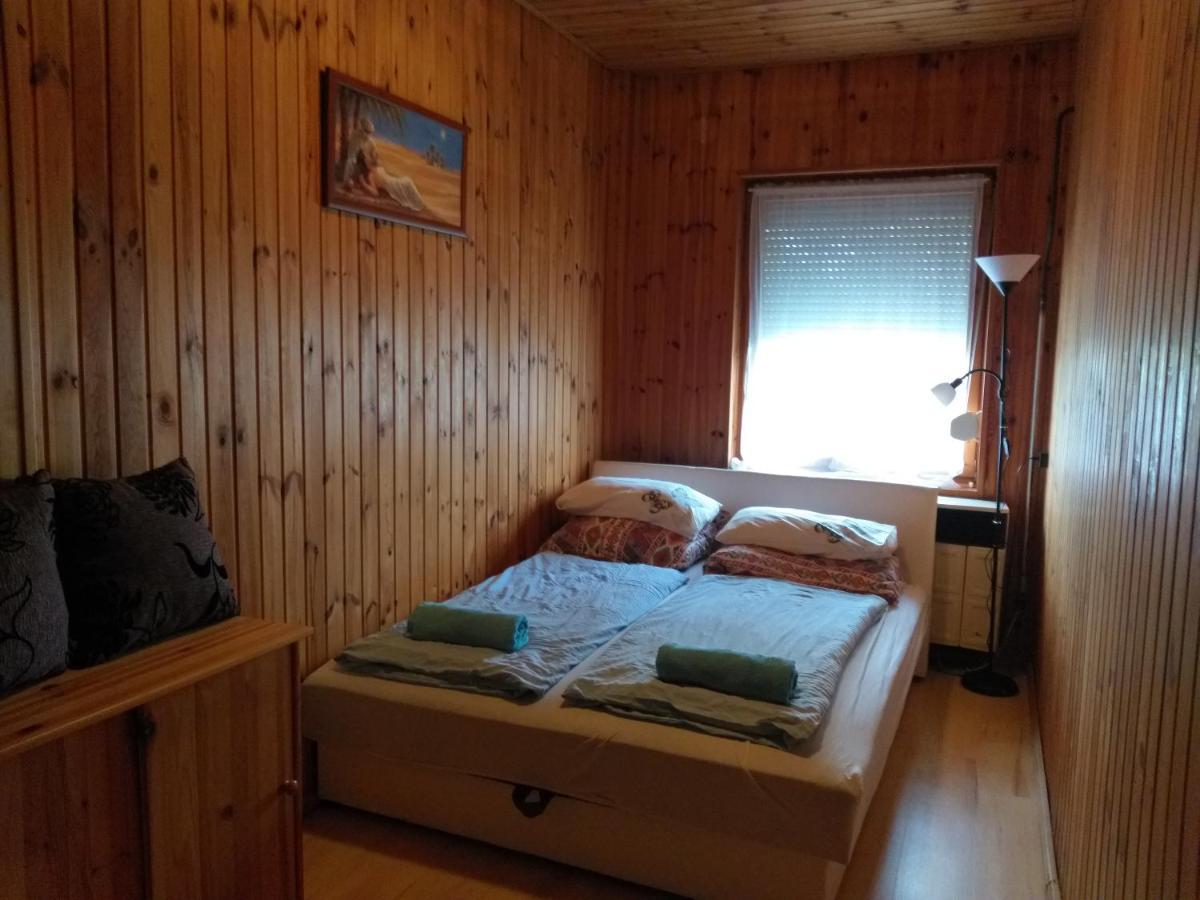 Tavasz Nyaralo Villa Poroszlo Ngoại thất bức ảnh